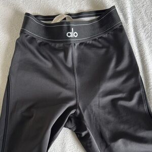 ALO Airlift High Waist Suit Up Legging. XS. Barely worn.